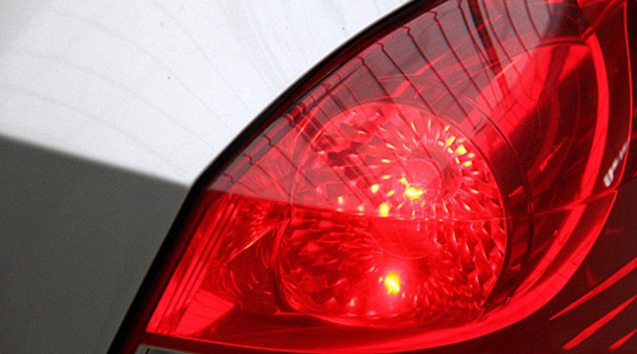 Pulido de focos, pilotos y coches: Servicios de chapa y pintura de Vogauto Pulido de focos, pilotos y coches: Servicios de chapa y pintura de Vogauto