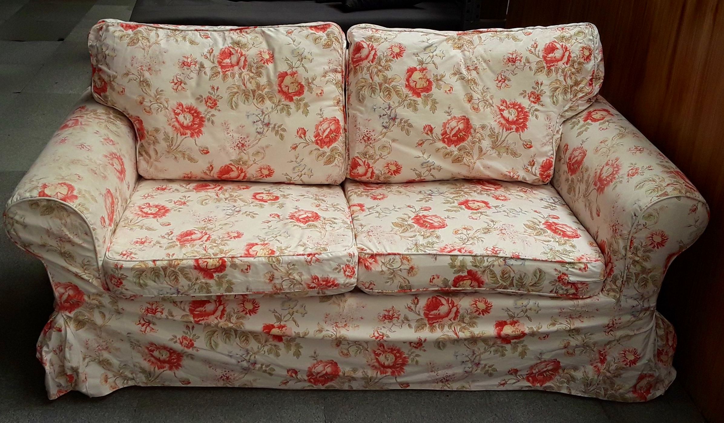 SOFA ESTAMPADO EN OFERTA SOF036: HIPER RASTRO REMAR NAVARRA de Remar Navarra Mutilva SOFA ESTAMPADO EN OFERTA SOF036: HIPER RASTRO REMAR NAVARRA de Remar Navarra Mutilva