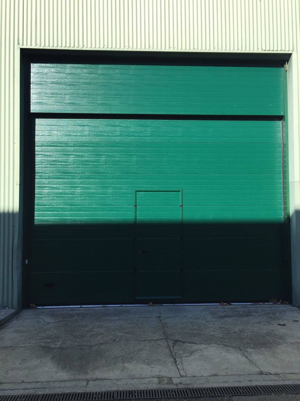 Automatización de Puertas: Productos y servicios de Hierros Y Aluminios Torres Automatización de Puertas: Productos y servicios de Hierros Y Aluminios Torres