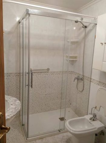 Instalación de mamparas de baño: Cocinas y baños de F. Alba, cocinas y baños Instalación de mamparas de baño: Cocinas y baños de F. Alba, cocinas y baños