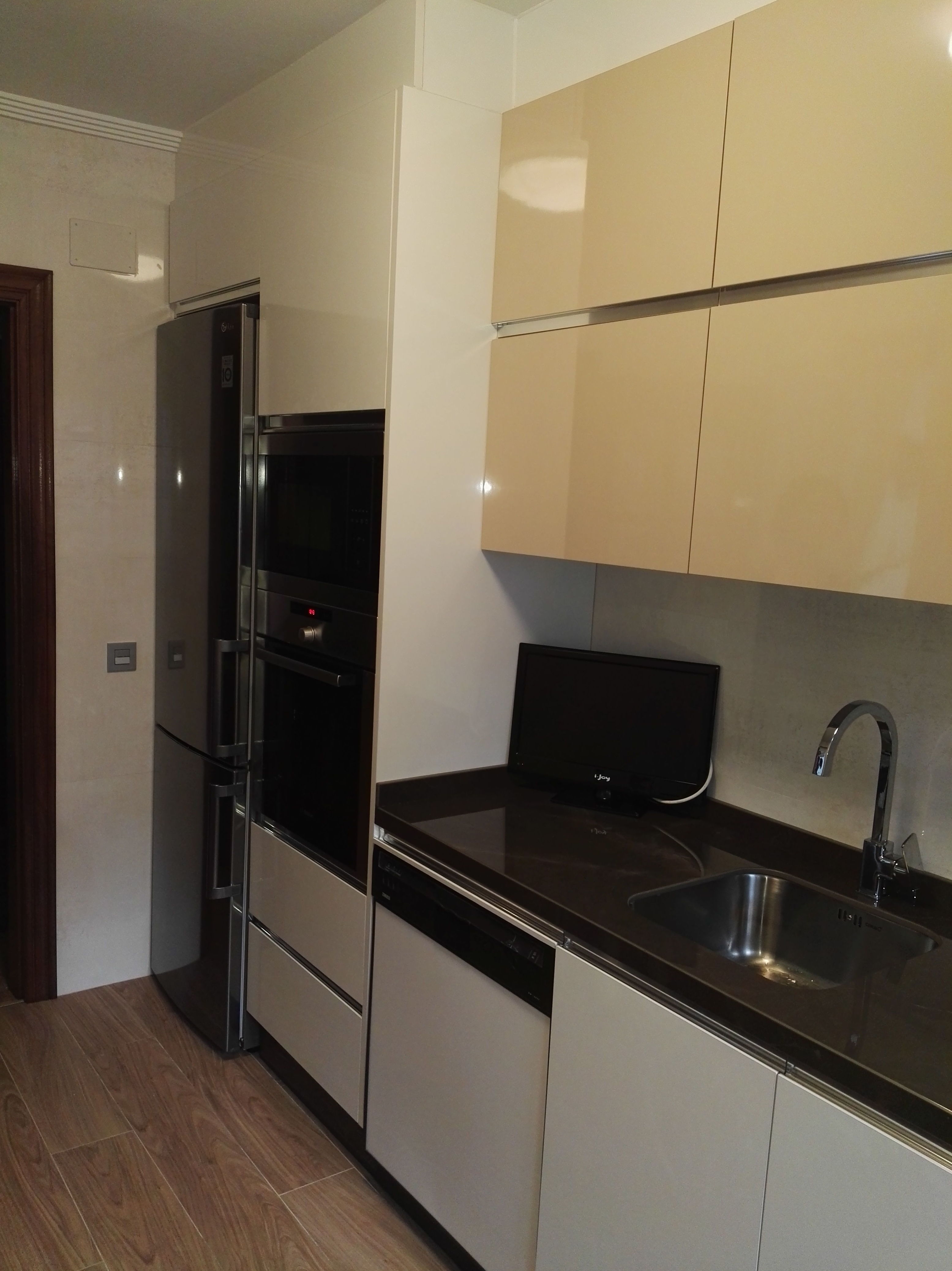Cocinas a medida: Cocinas y baños de F. Alba, cocinas y baños Cocinas a medida: Cocinas y baños de F. Alba, cocinas y baños