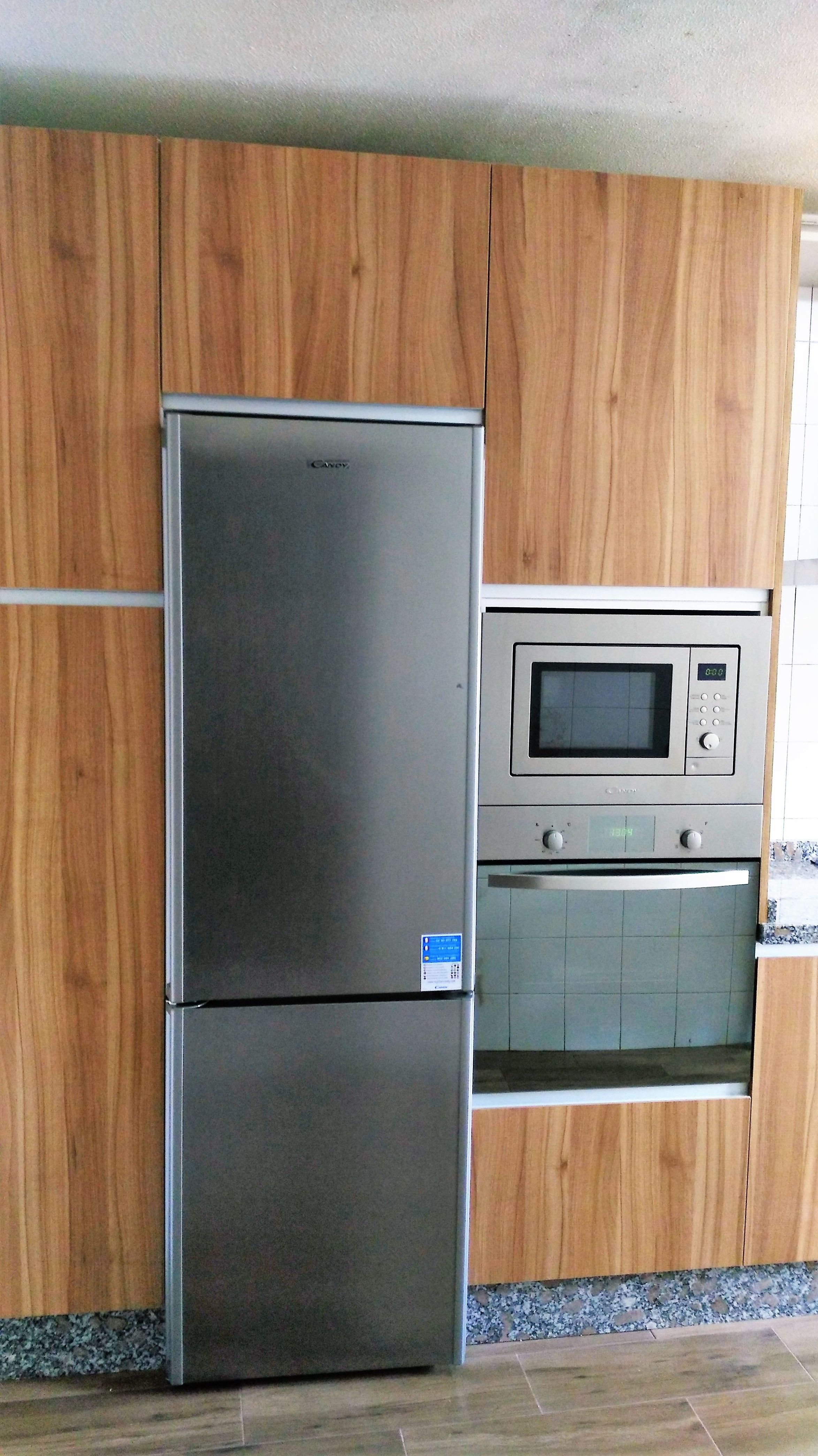 Cocina en madera: Cocinas y baños de F. Alba, cocinas y baños Cocina en madera: Cocinas y baños de F. Alba, cocinas y baños