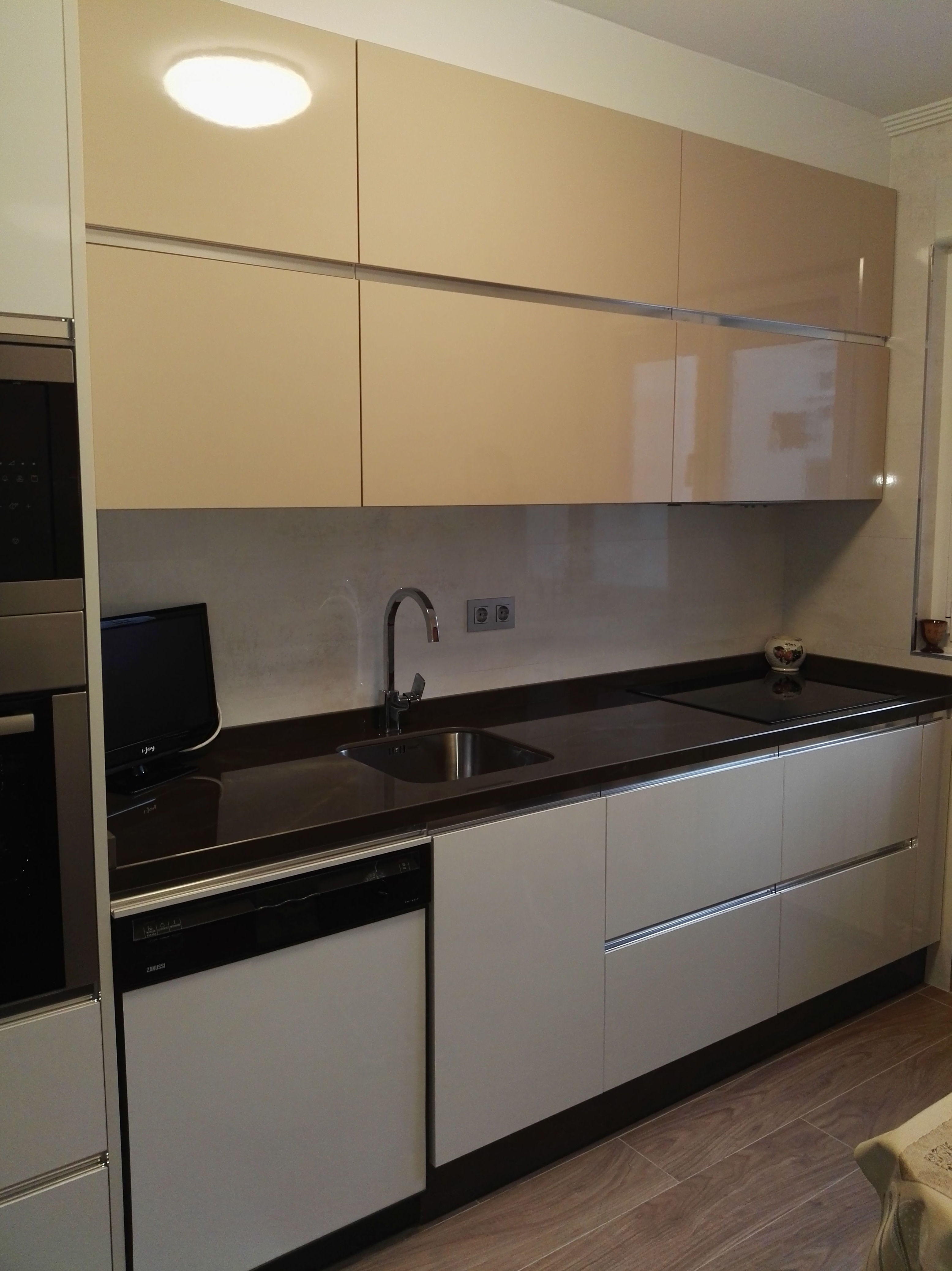Cocinas a medida: Cocinas y baños de F. Alba, cocinas y baños Cocinas a medida: Cocinas y baños de F. Alba, cocinas y baños