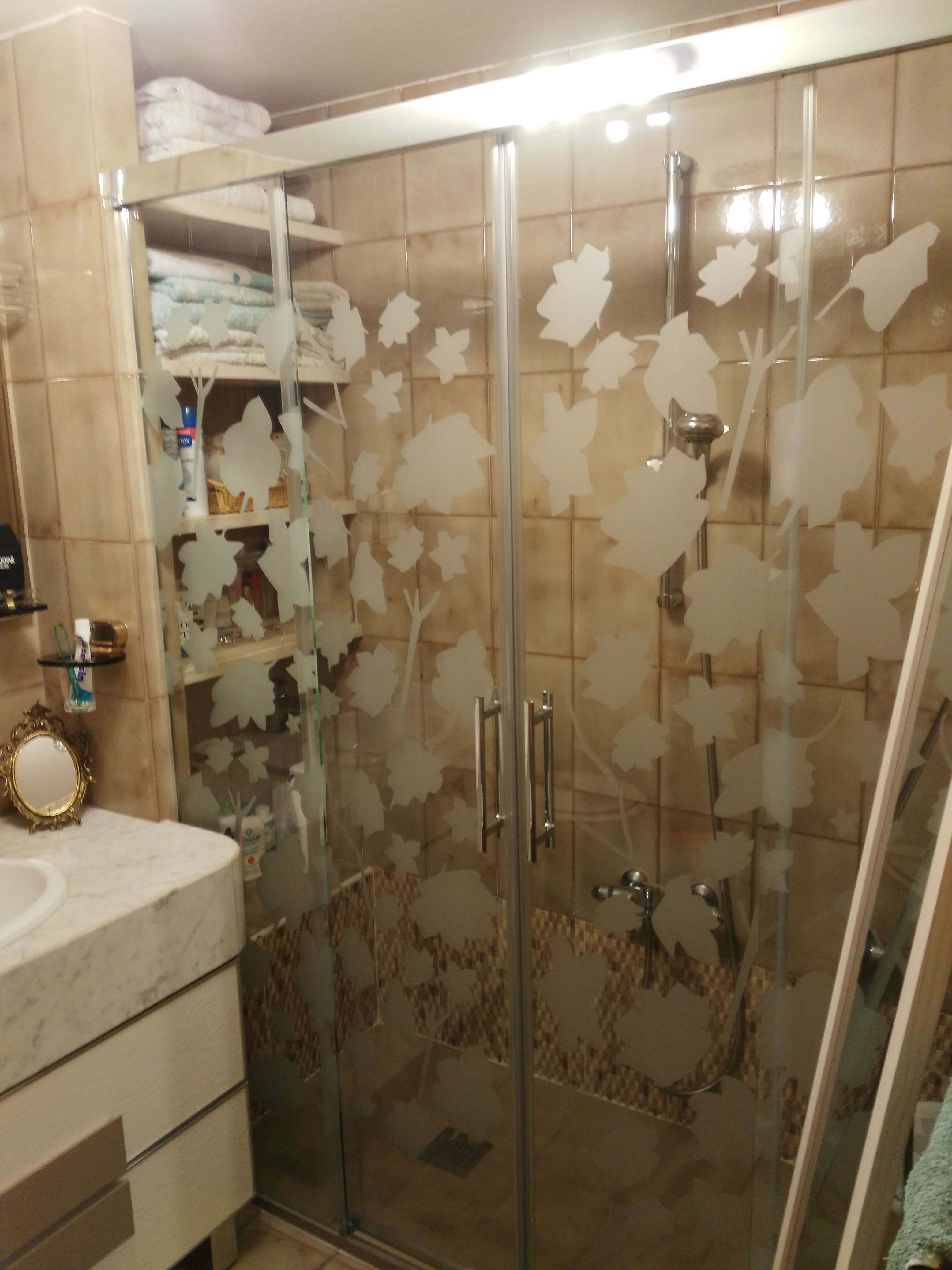 Mamparas de baño: Cocinas y baños de F. Alba, cocinas y baños Mamparas de baño: Cocinas y baños de F. Alba, cocinas y baños