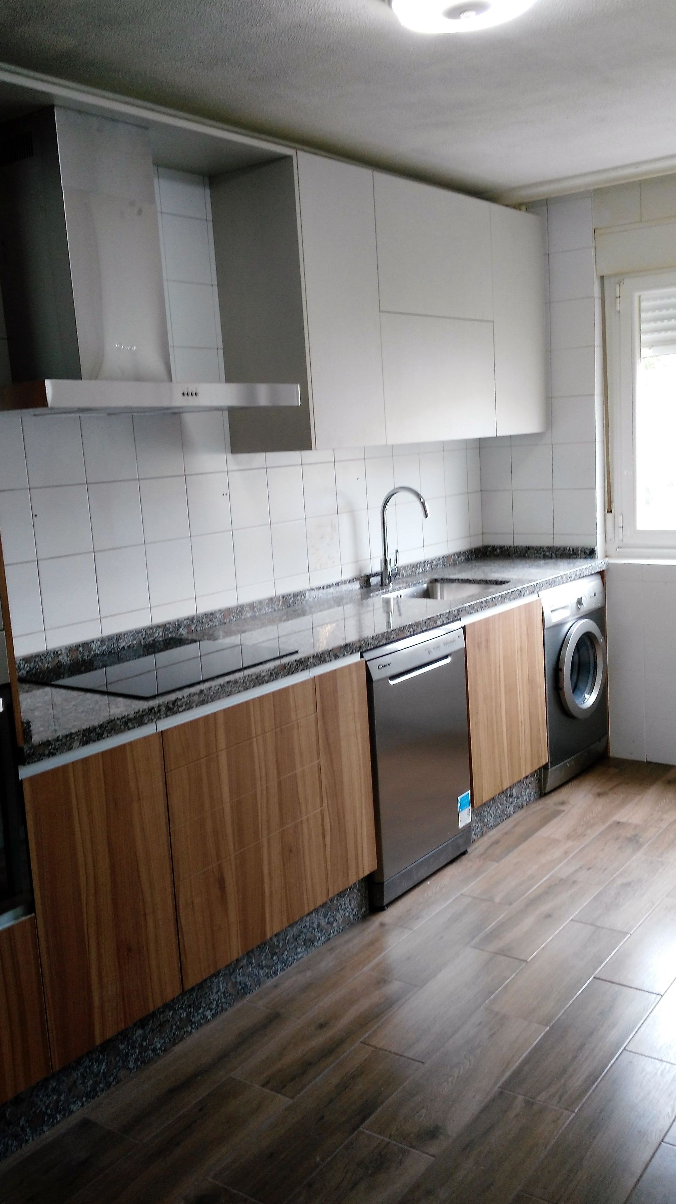 Cocina en madera: Cocinas y baños de F. Alba, cocinas y baños Cocina en madera: Cocinas y baños de F. Alba, cocinas y baños