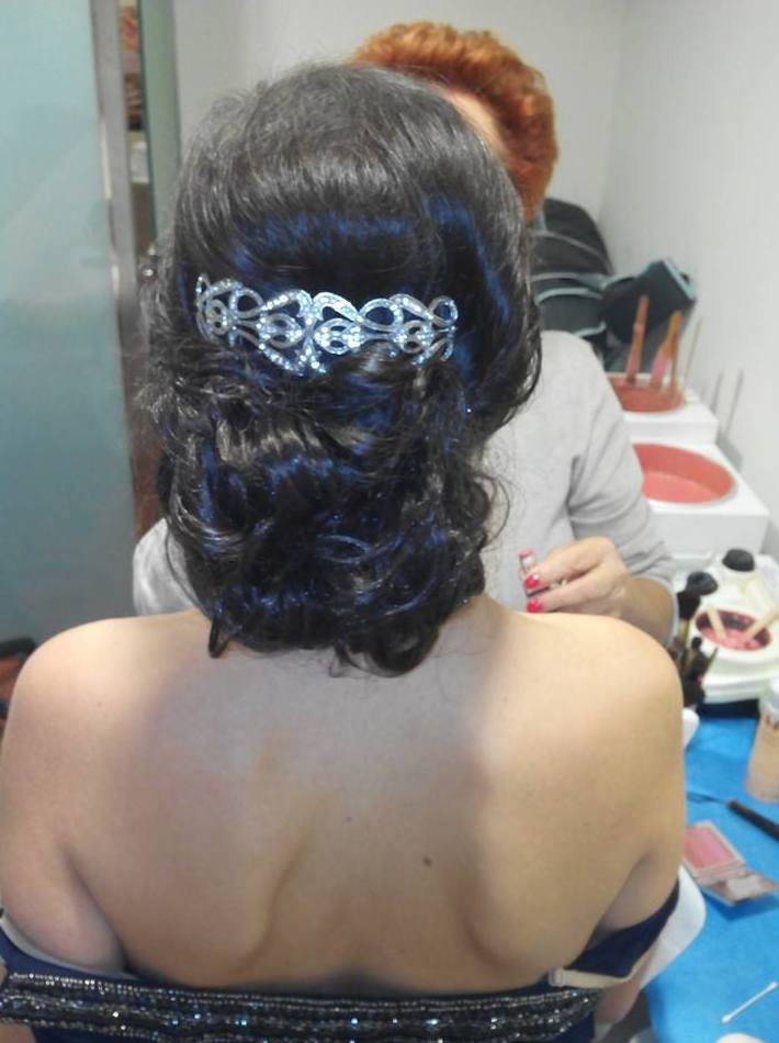 Novias: ¿Qué hacemos? de Ascensión Alcaide Novias: ¿Qué hacemos? de Ascensión Alcaide