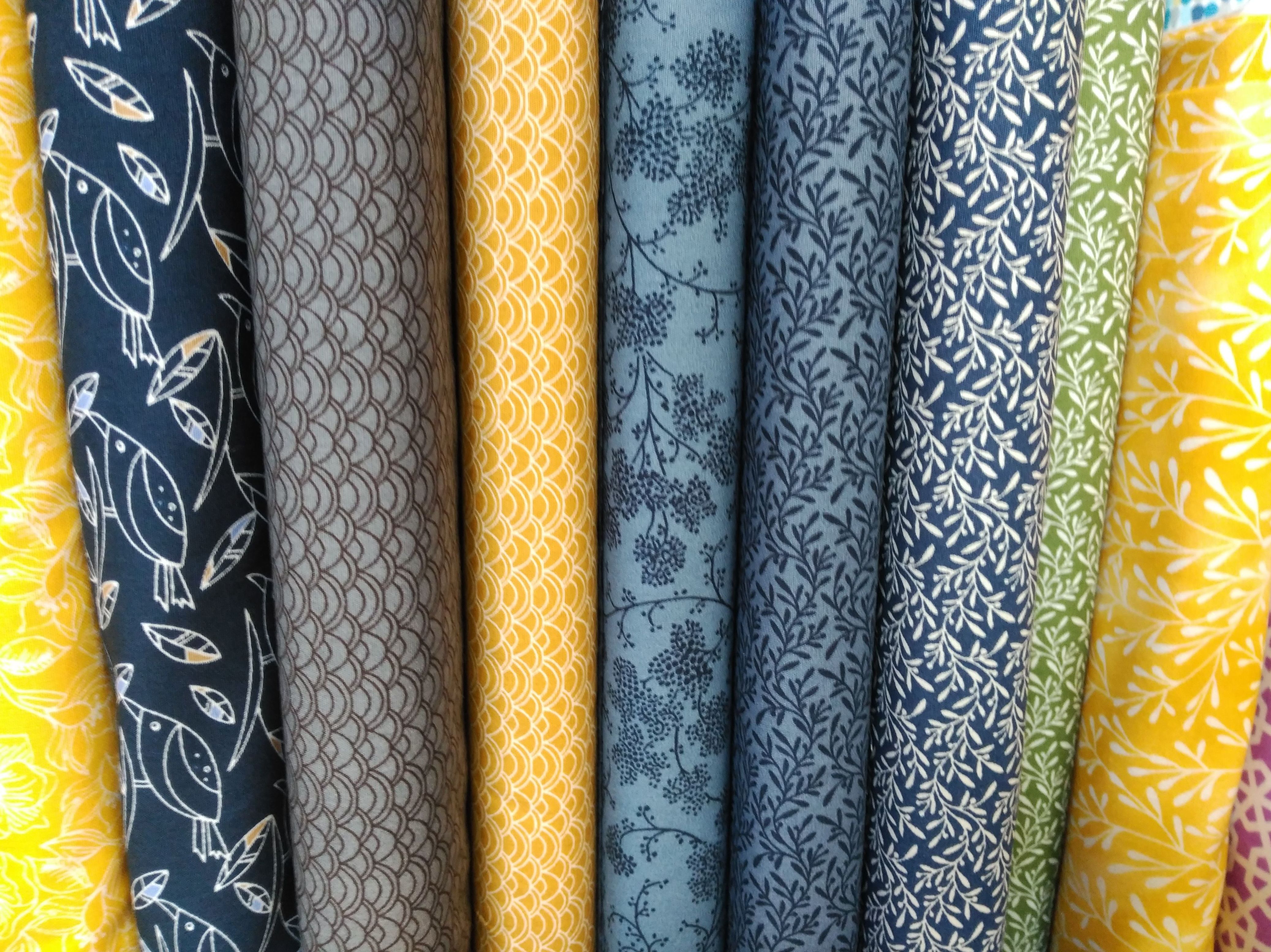Azul, mostaza y un toque de verde: Productos de Mar de Hilos Azul, mostaza y un toque de verde: Productos de Mar de Hilos