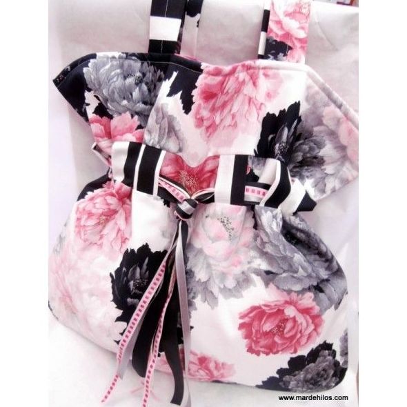Bolso saco de flores: Productos de Mar de Hilos Bolso saco de flores: Productos de Mar de Hilos