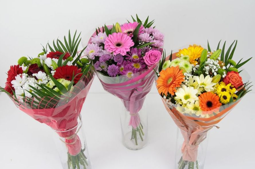 Buquet B7: Servicios de Floristería Contreras Buquet B7: Servicios de Floristería Contreras