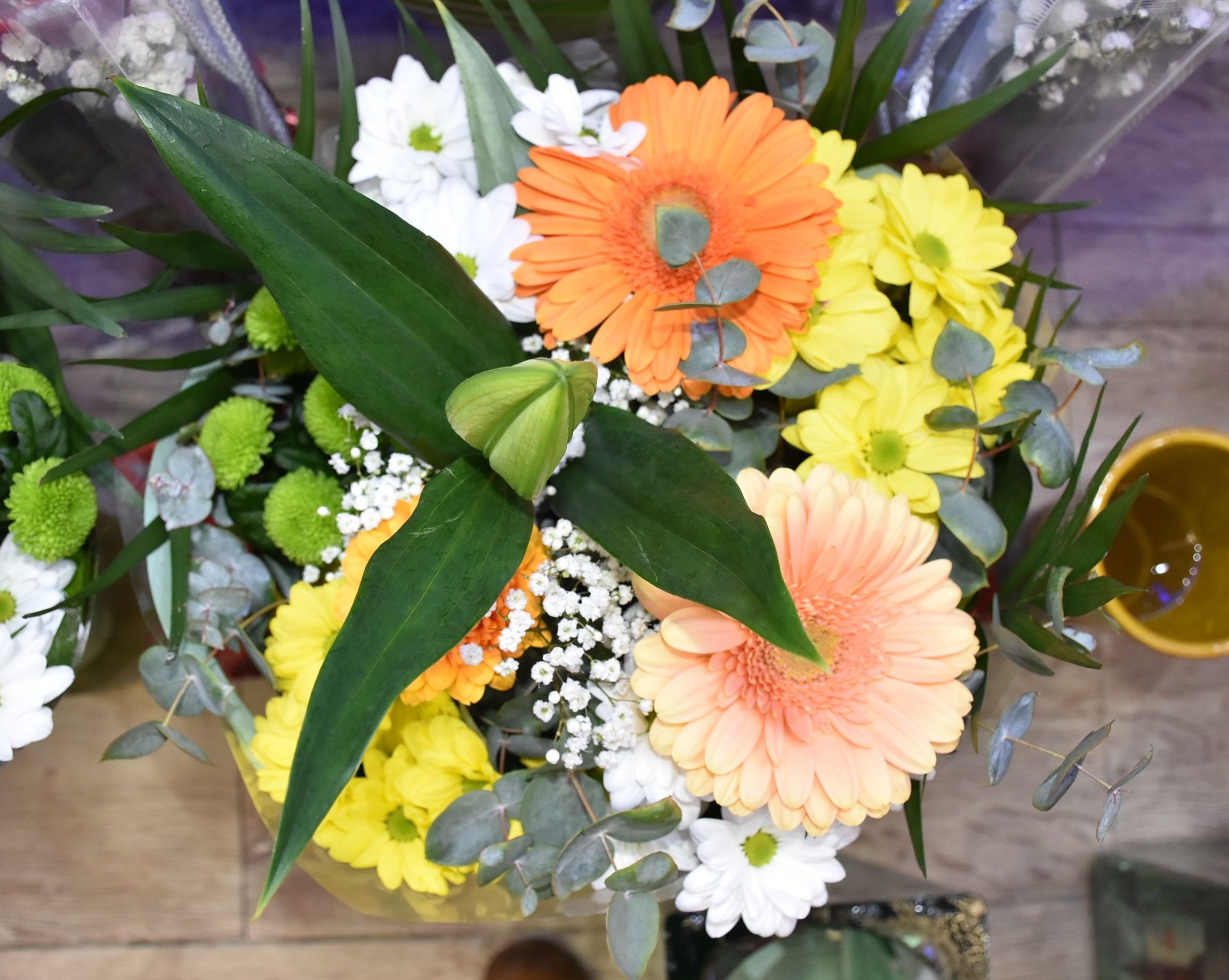 Buquet B7: Servicios de Floristería Contreras Buquet B7: Servicios de Floristería Contreras