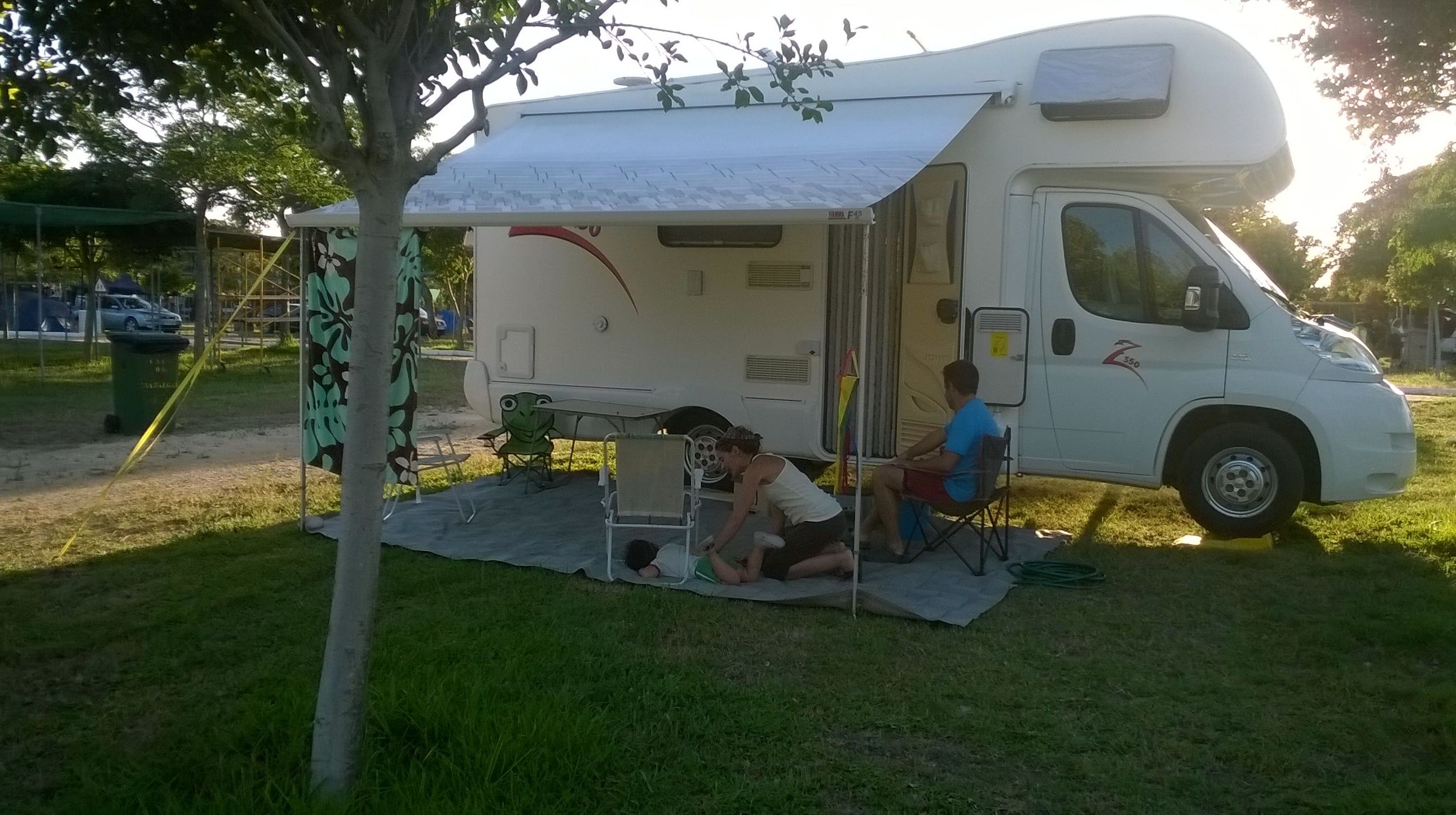 Parcelas 60 m2 Camping Faro Trafalgar