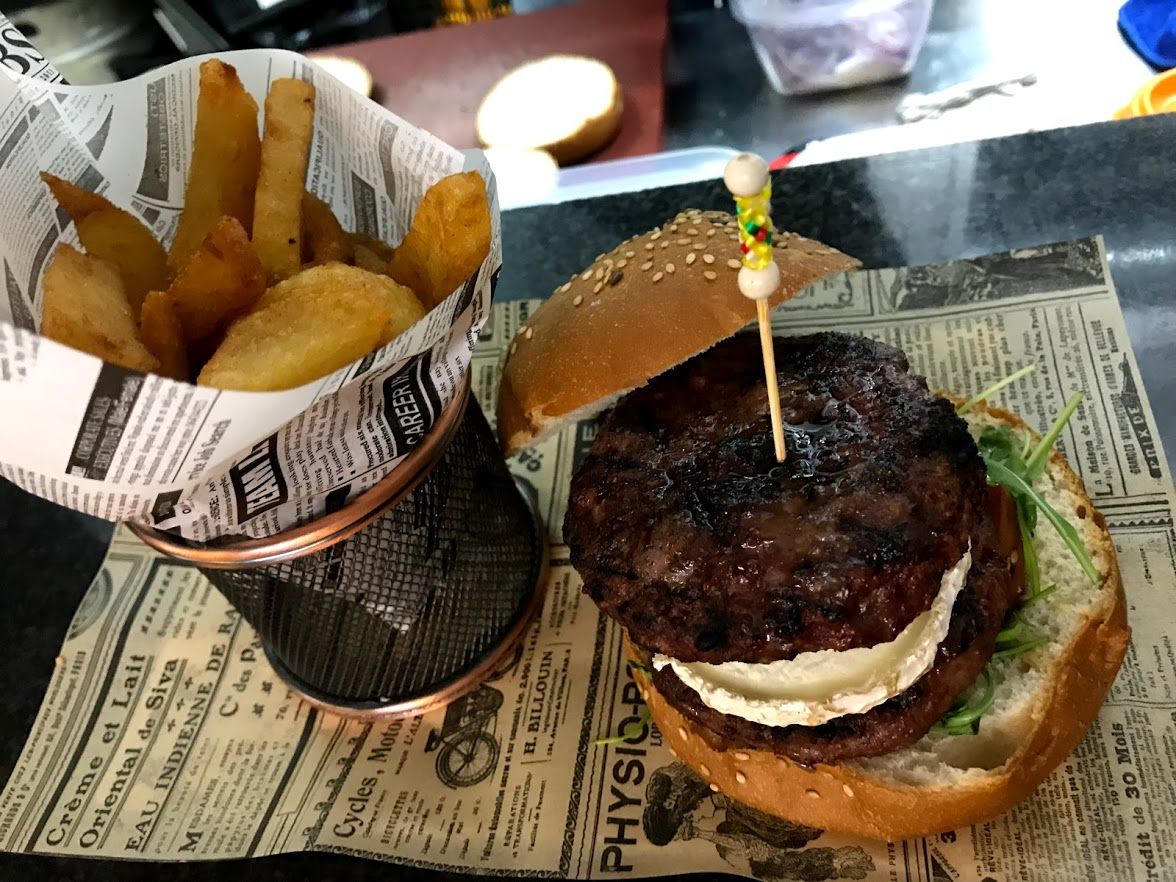 Creaciones del Cheff: de El Antojao Burguer Creaciones del Cheff: de El Antojao Burguer