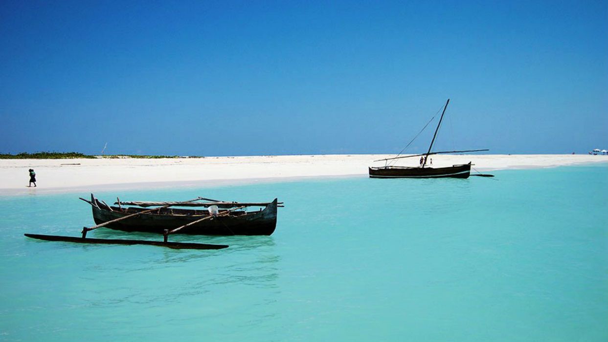 Playa del suroeste de Madagascar: Servicios de Viajes a Madagascar Playa del suroeste de Madagascar: Servicios de Viajes a Madagascar
