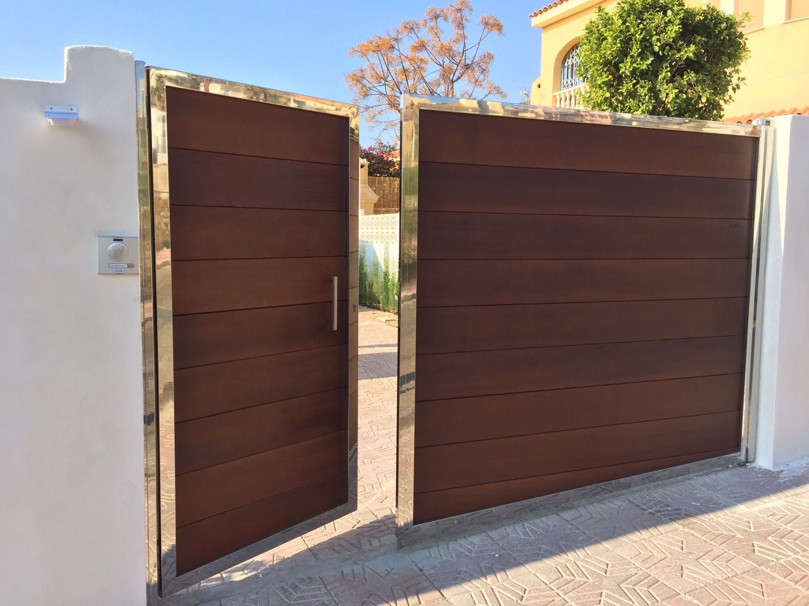 Puertas: Trabajos de Carpintería Isidro Coy Puertas: Trabajos de Carpintería Isidro Coy