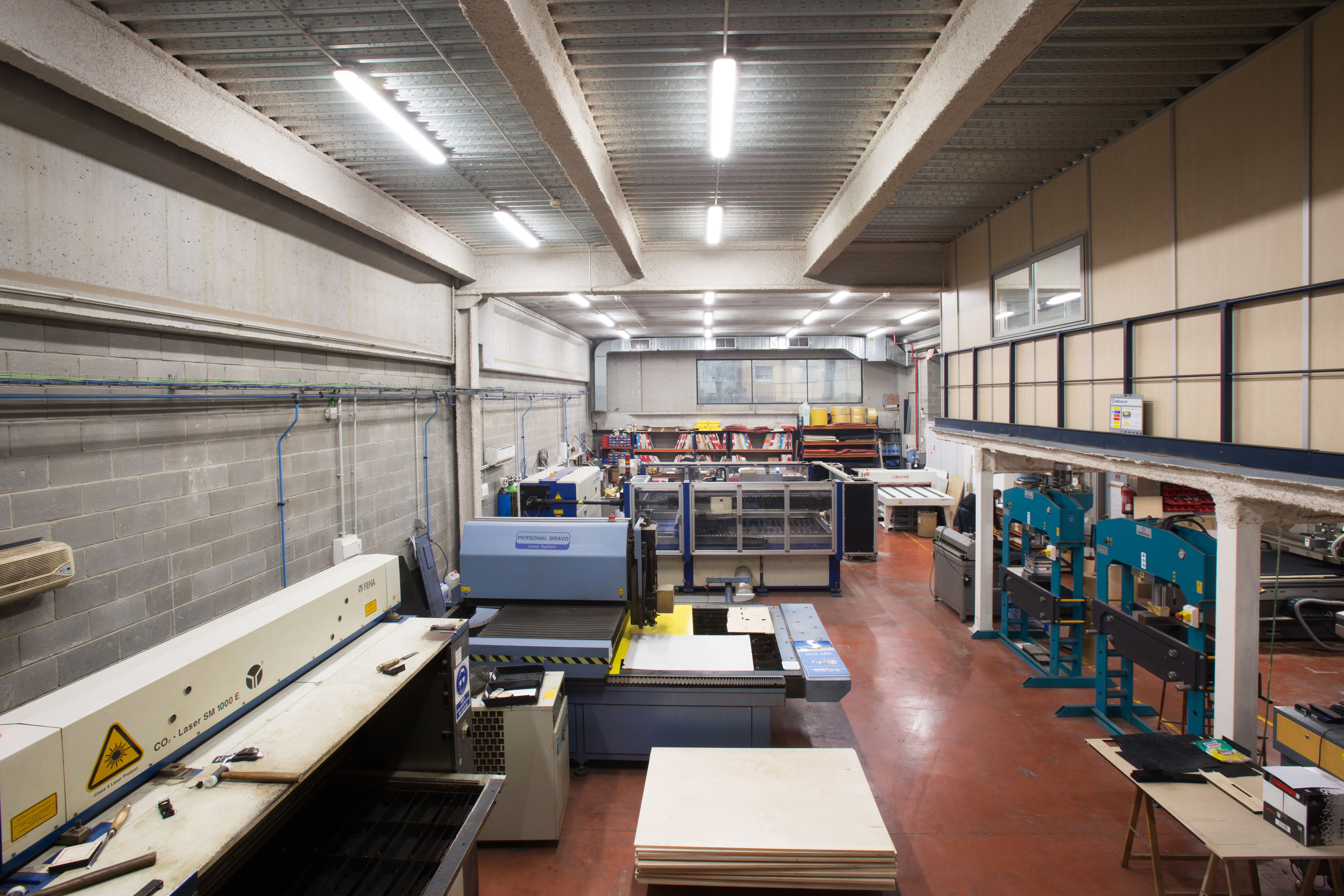 Instal·lacions i maquinària: Serveis i productes de Troquels Geser Instal·lacions i maquinària: Serveis i productes de Troquels Geser