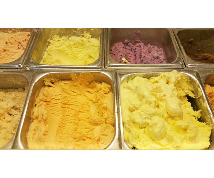 Helados de diversos sabores en San Isidro (Alicante)