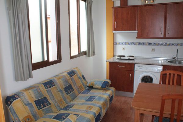 Otros alojamientos: Instalaciones y servicios de Residencia Universitaria El Pilar Otros alojamientos: Instalaciones y servicios de Residencia Universitaria El Pilar