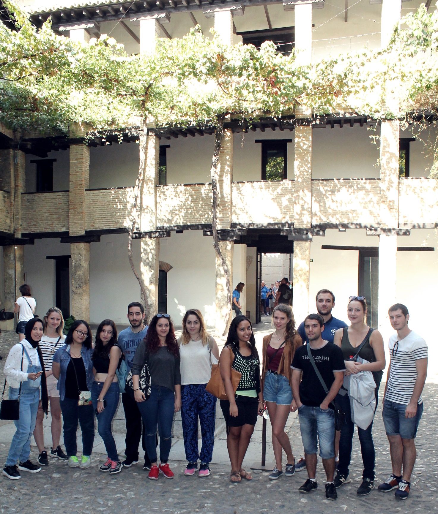 Actividades: Instalaciones y servicios de Residencia Universitaria El Pilar Actividades: Instalaciones y servicios de Residencia Universitaria El Pilar