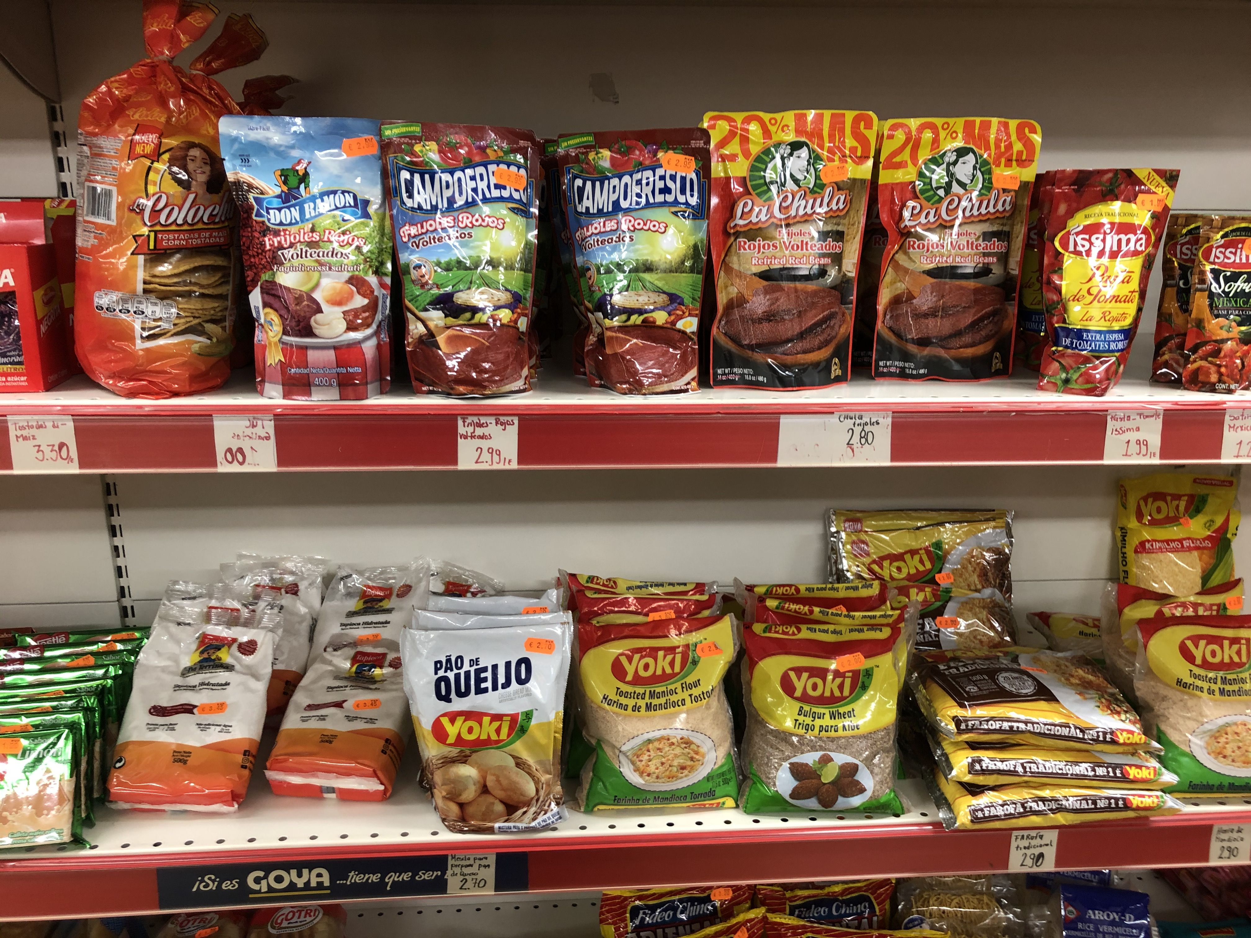 Salados: Productos de Supermercado Latino Flores Salados: Productos de Supermercado Latino Flores