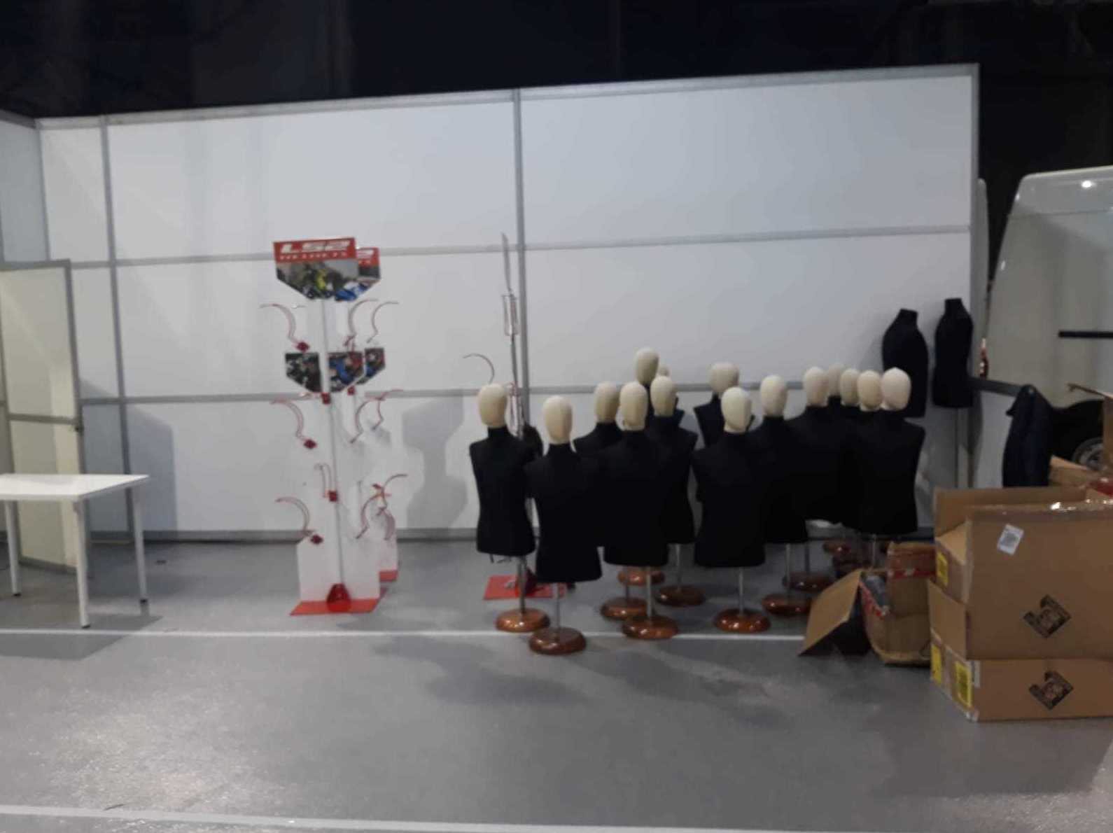 Alquiler de bustos maniquíes: Productos y servicios de Maniquíes Vives Alquiler de bustos maniquíes: Productos y servicios de Maniquíes Vives