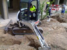 Colocación, reparación y sustitución de tuberías de saneamiento con obra: Catálogo de Carrillo Germán Colocación, reparación y sustitución de tuberías de saneamiento con obra: Catálogo de Carrillo Germán