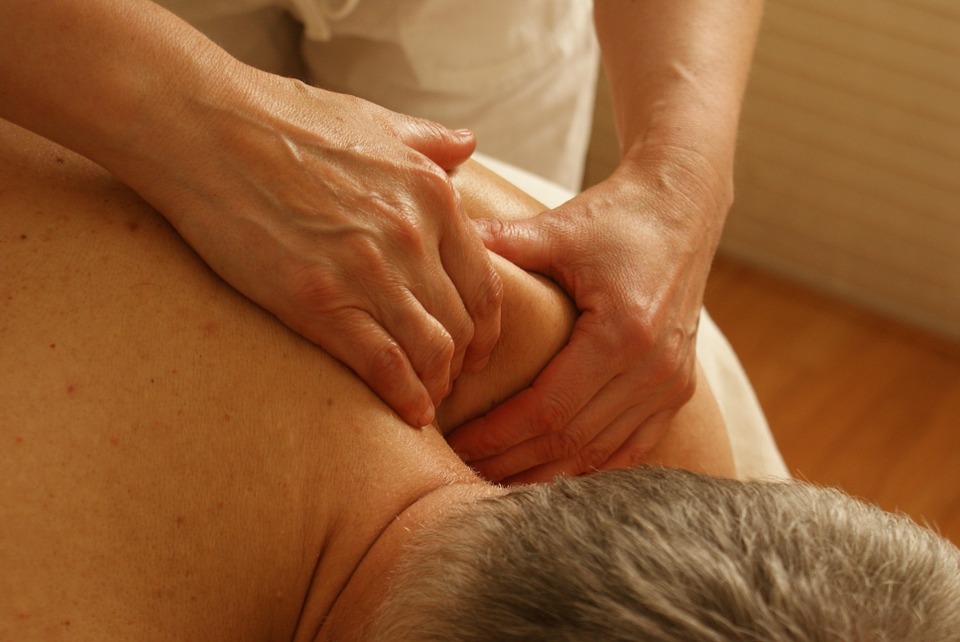 FISIOTERAPIA A DOMICILIO: Tratamientos de Fisiholistic