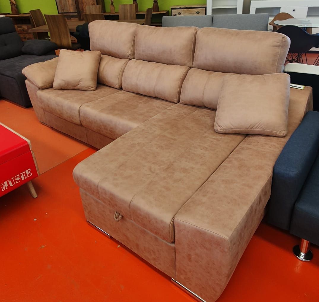 Sofá chaise longue 270x150 cm: Servicios y productos de Remar Castellón Sofá chaise longue 270x150 cm: Servicios y productos de Remar Castellón