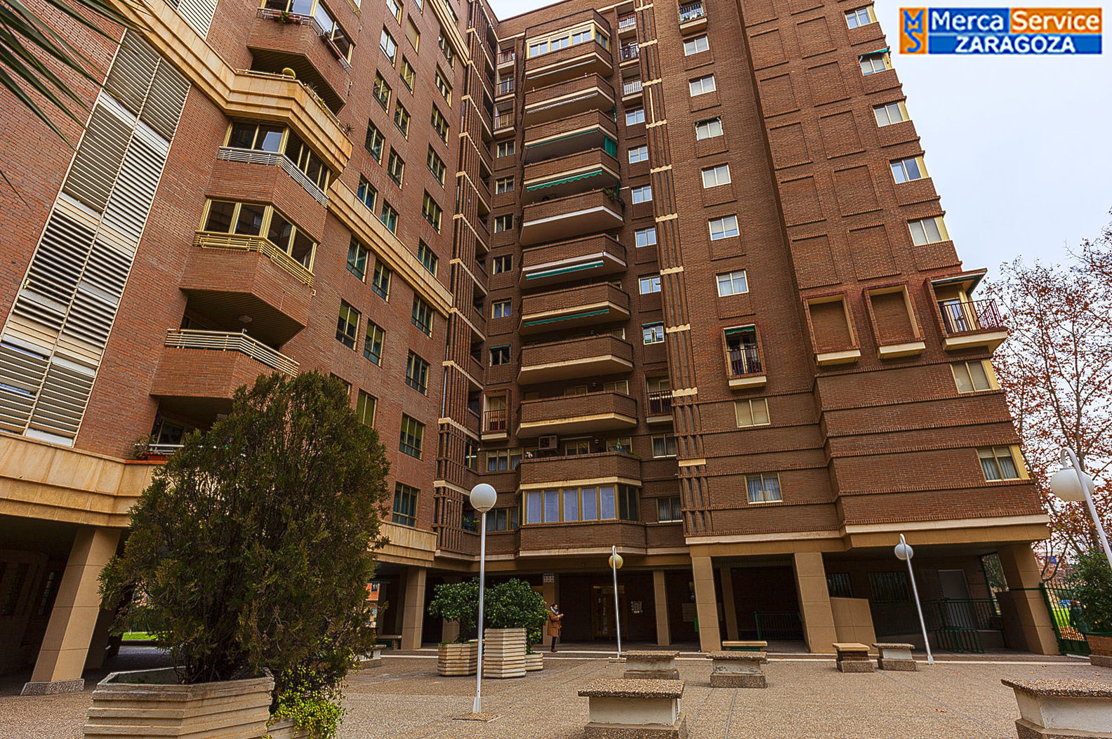 Vivienda de 4 dormitorios en GOMEZ LAGUNA: Servicios de Servicios Inmobiliarios Merca Service Zaragoza Vivienda de 4 dormitorios en GOMEZ LAGUNA: Servicios de Servicios Inmobiliarios Merca Service Zaragoza