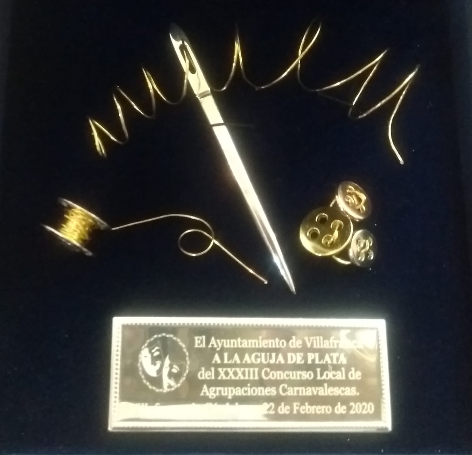 Trofeos: Catálogo de Joyería Izquierdo Trofeos: Catálogo de Joyería Izquierdo