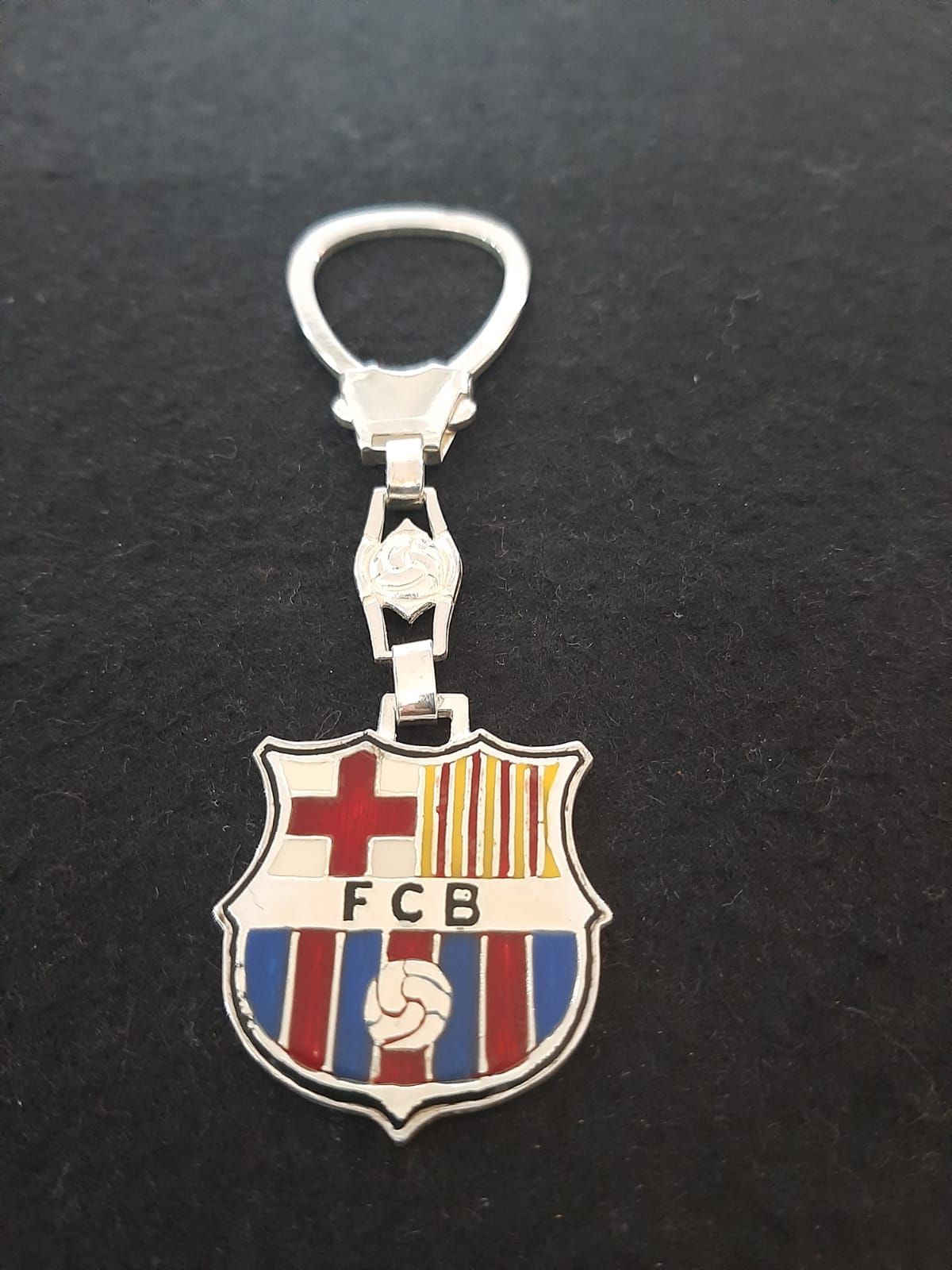 Llavero en plata de ley: Catálogo de Joyería Izquierdo Llavero en plata de ley: Catálogo de Joyería Izquierdo