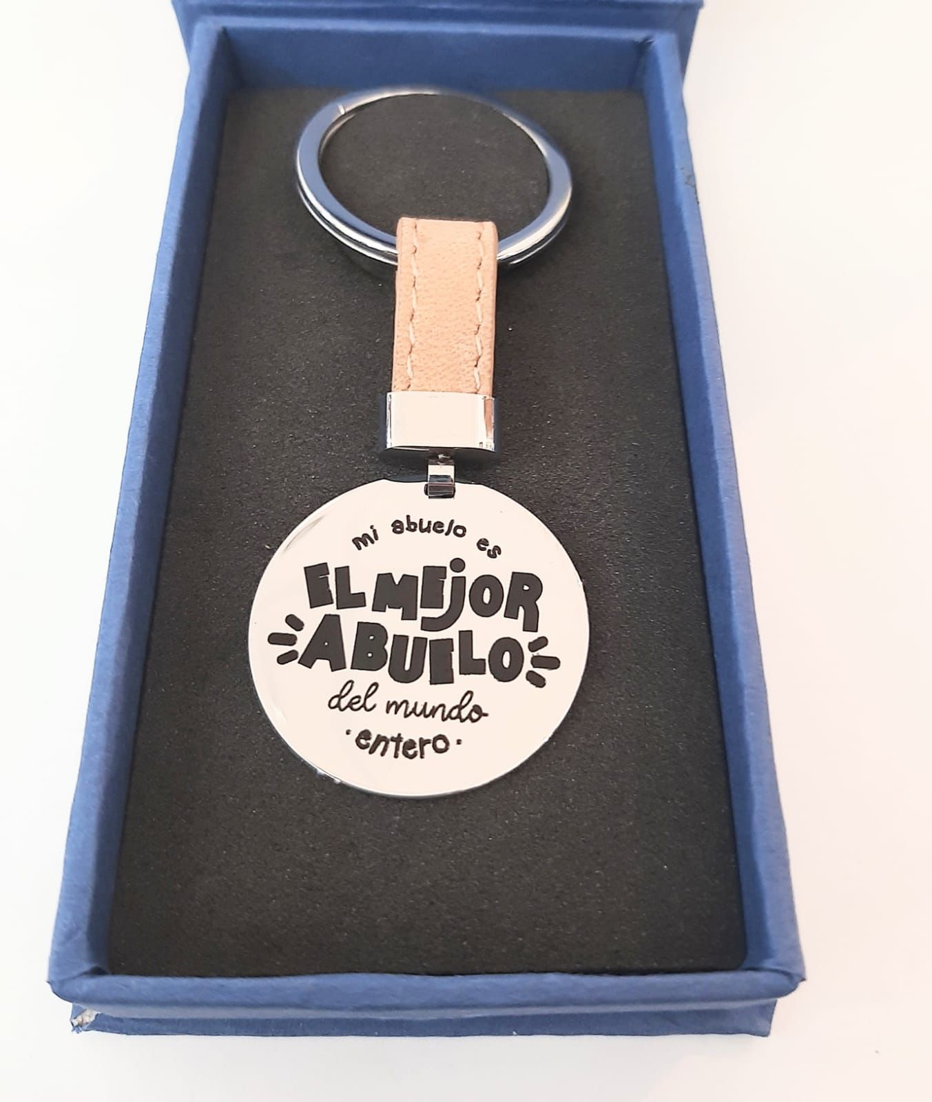 Acero y cuero: Catálogo de Joyería Izquierdo Acero y cuero: Catálogo de Joyería Izquierdo