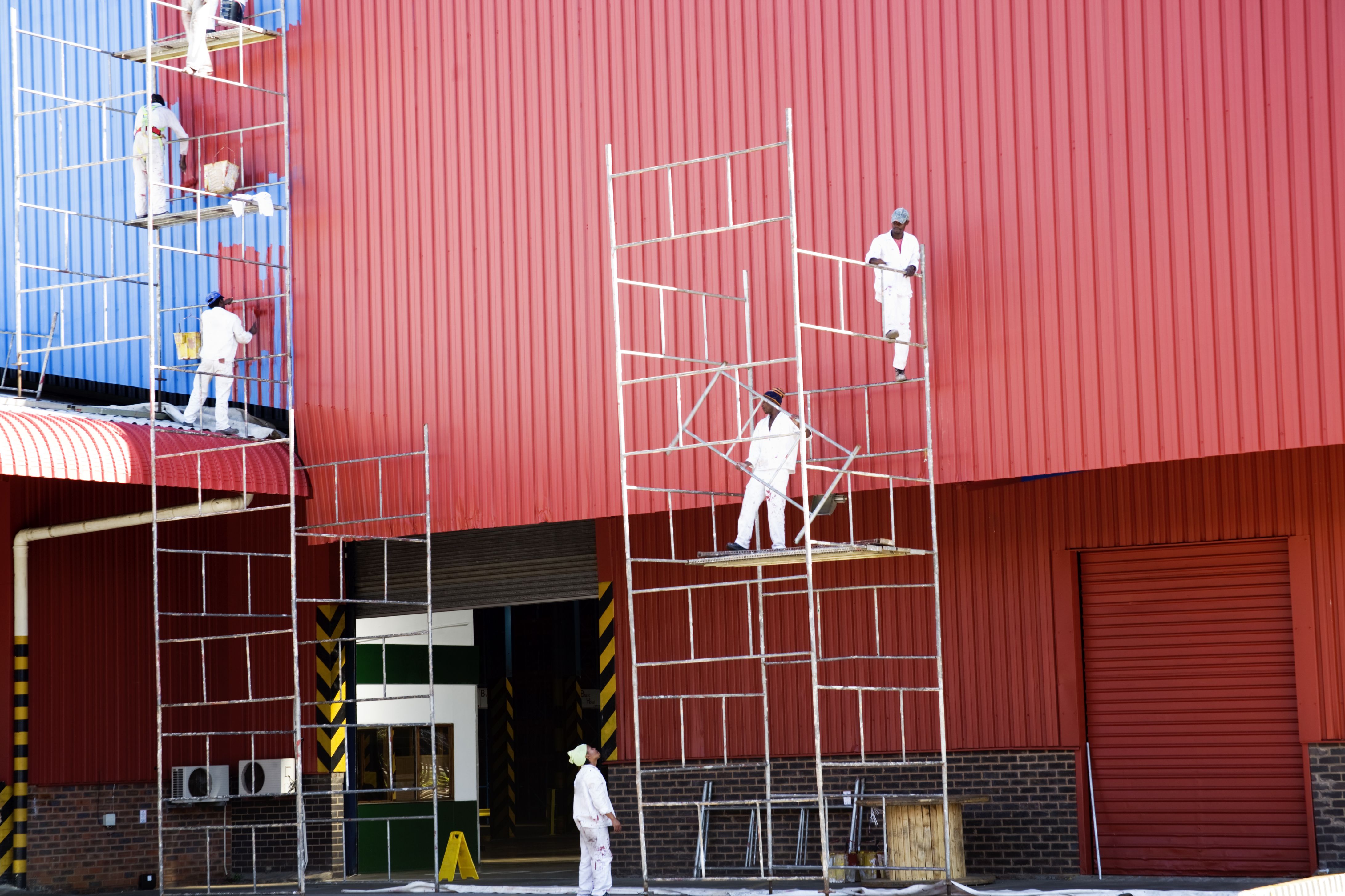 Trabajos de pintura industrial: Servicios de Grupo Rayo del Vallès Trabajos de pintura industrial: Servicios de Grupo Rayo del Vallès