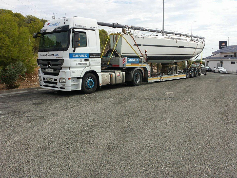 Transportes de barcos: Servicios de Transportes Gámez Transportes de barcos: Servicios de Transportes Gámez