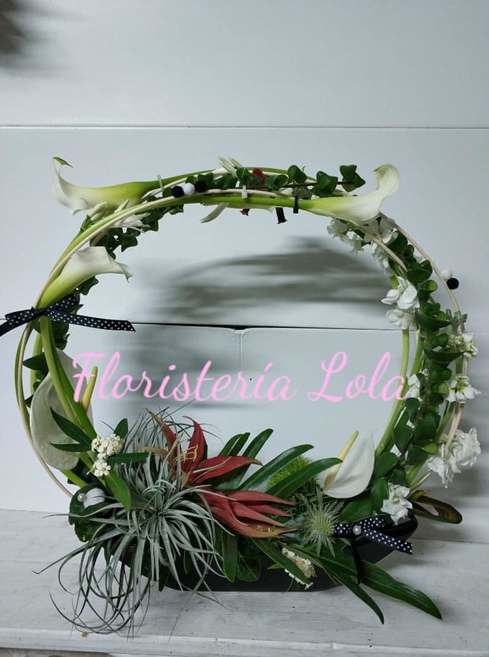Cementerio: Servicios de Floristería Lola Cementerio: Servicios de Floristería Lola