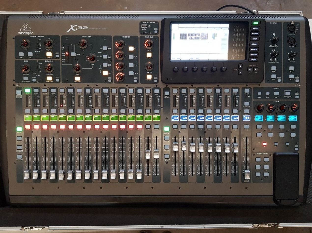 mesa audio X32: Nuestros servicios de Jukeval Eventos mesa audio X32: Nuestros servicios de Jukeval Eventos