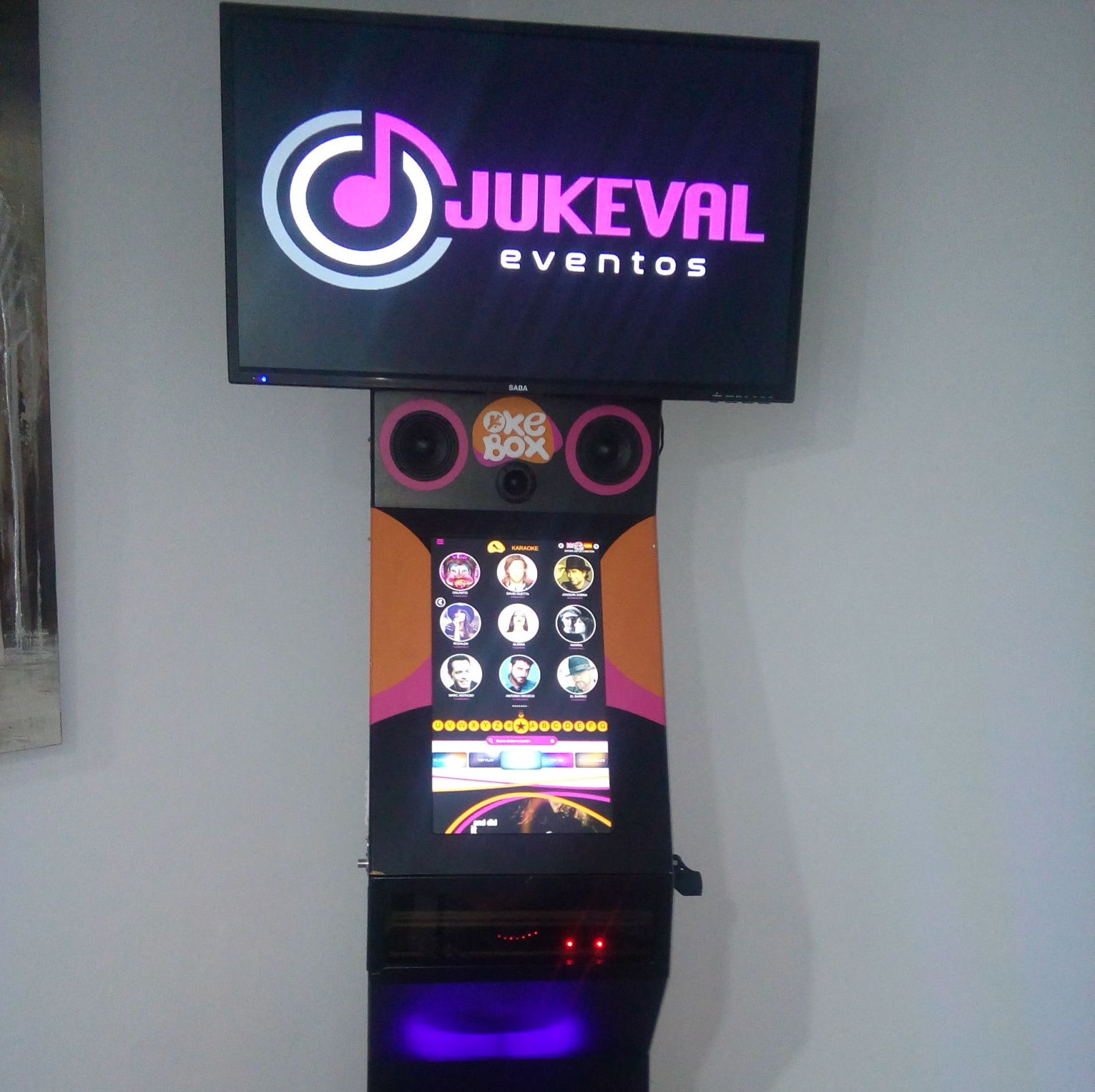 Karaoke rokola vip oke box: Nuestros servicios de Jukeval Eventos Karaoke rokola vip oke box: Nuestros servicios de Jukeval Eventos