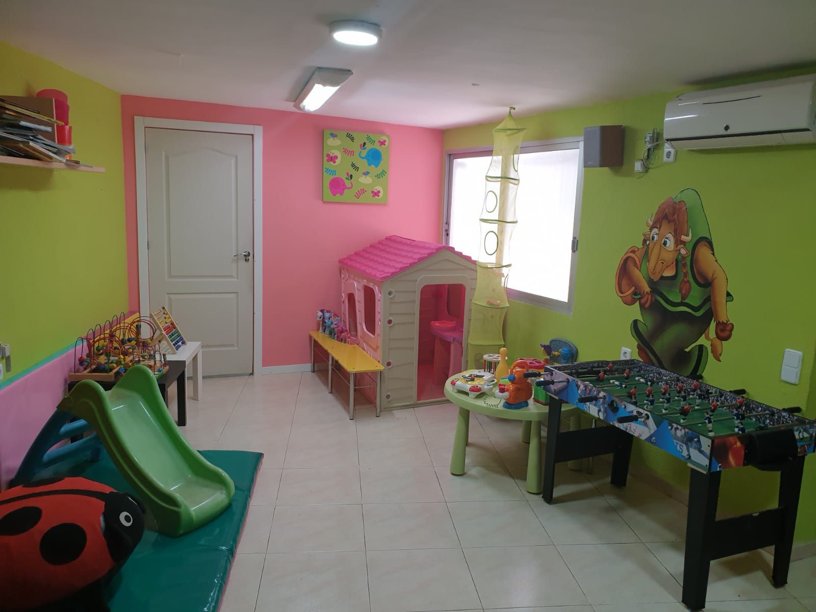 Sala de Juguetes: Servicios y Actividades de Bufytos Sala de Juguetes: Servicios y Actividades de Bufytos