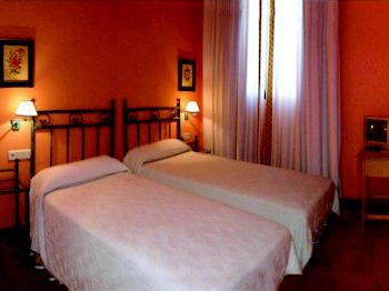 Foto 4 de Hoteles rurales en Chinchón | Hotel La Casa Rural