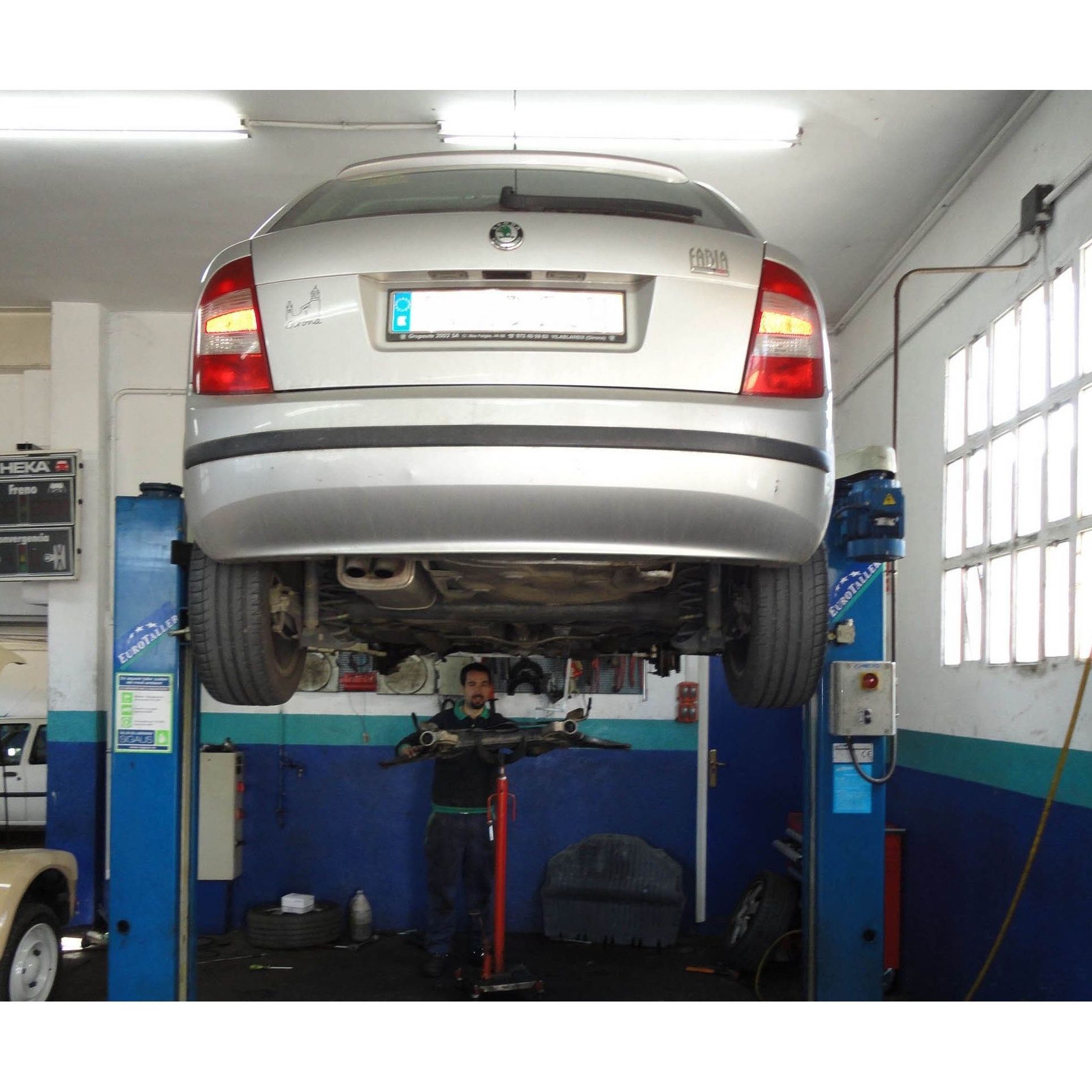 Suspensión: Nuestros servicios de Taller Mecànic Moreevolution Suspensión: Nuestros servicios de Taller Mecànic Moreevolution