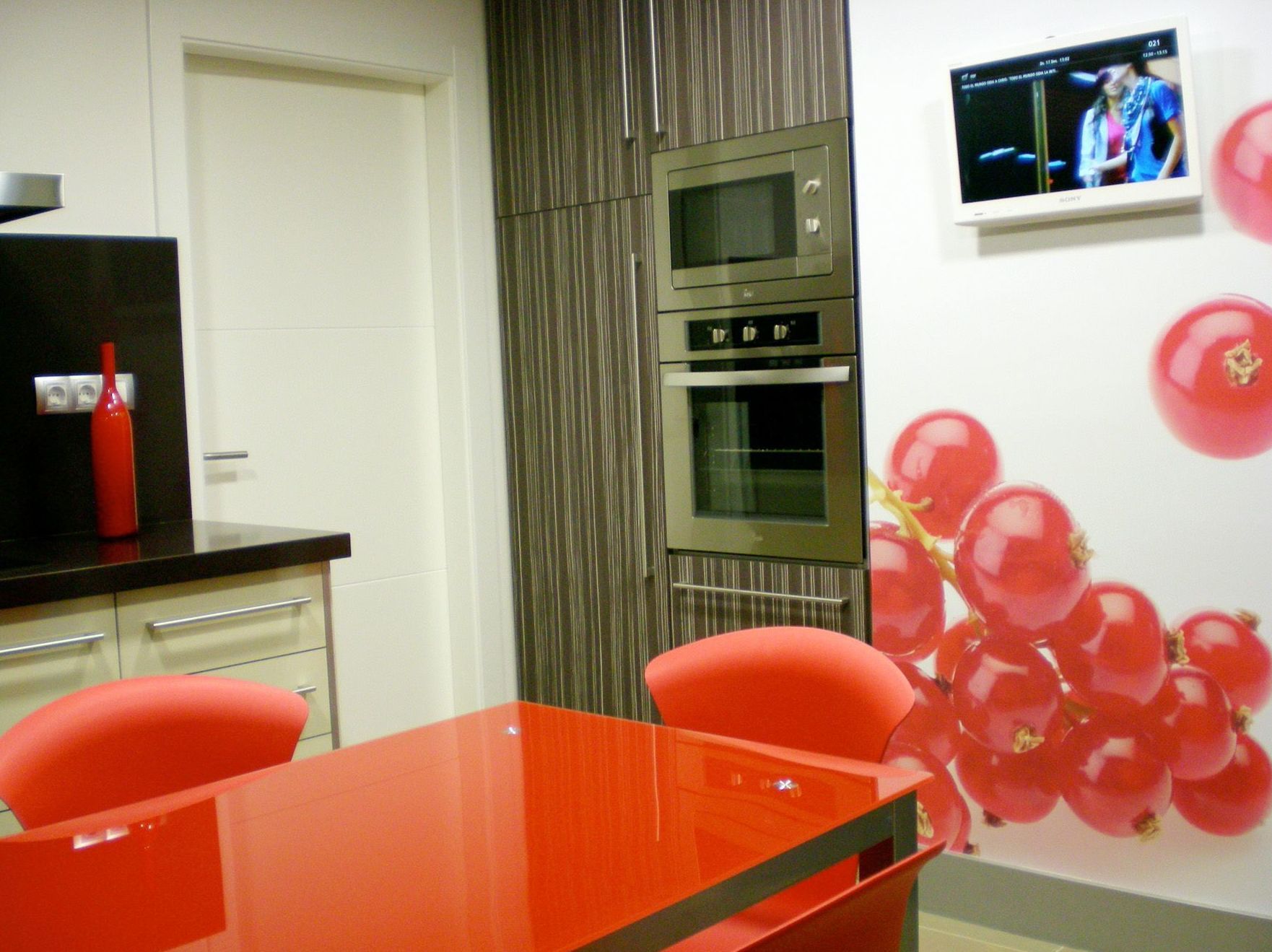 Muebles de cocina y baño: Catálogo de Veyacuin Mobiliari de Cuina i Bany Muebles de cocina y baño: Catálogo de Veyacuin Mobiliari de Cuina i Bany