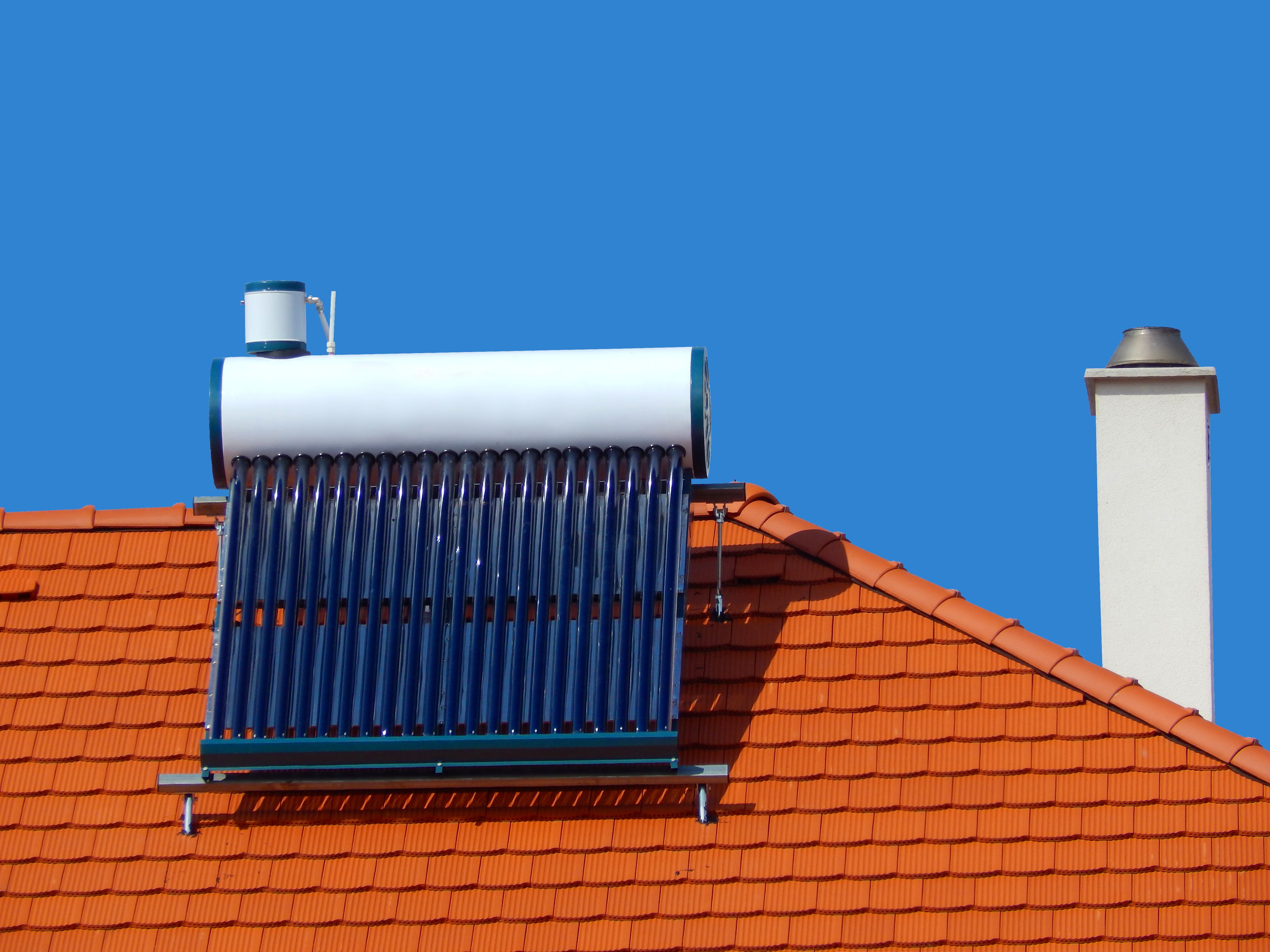 Instalación de placas solares para ACS: Servicios de Fontisol Instalación de placas solares para ACS: Servicios de Fontisol
