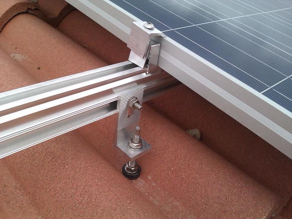 EPS0001 ESTRUCTURA PLACA SOLAR 1 MODULO TEJADO: Servicios de Ahorralia EPS0001 ESTRUCTURA PLACA SOLAR 1 MODULO TEJADO: Servicios de Ahorralia