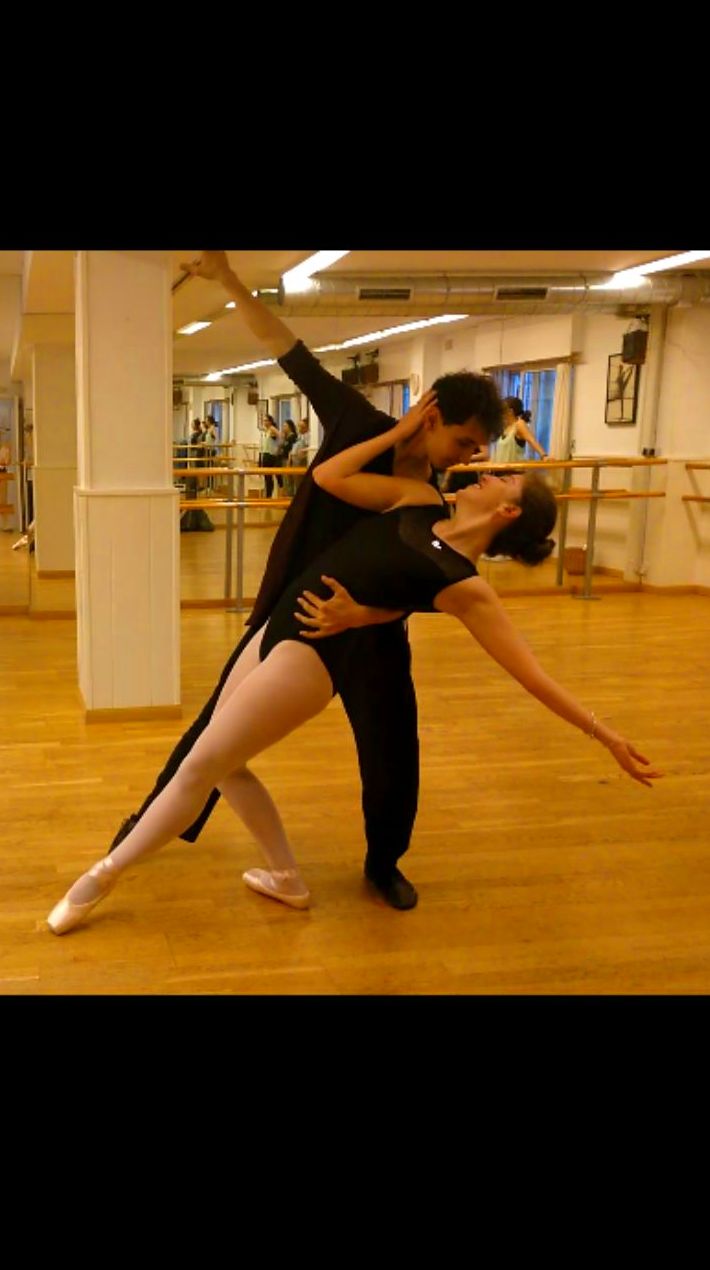 Danza clásica: Escuela de Baile de Ballet M H Danza clásica: Escuela de Baile de Ballet M H