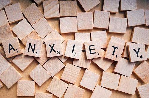Ansiedad. Terapia de aceptación y compromiso Mindfulness: Servicios de Gabinete de Psicología Marisa Bresó Ansiedad. Terapia de aceptación y compromiso Mindfulness: Servicios de Gabinete de Psicología Marisa Bresó