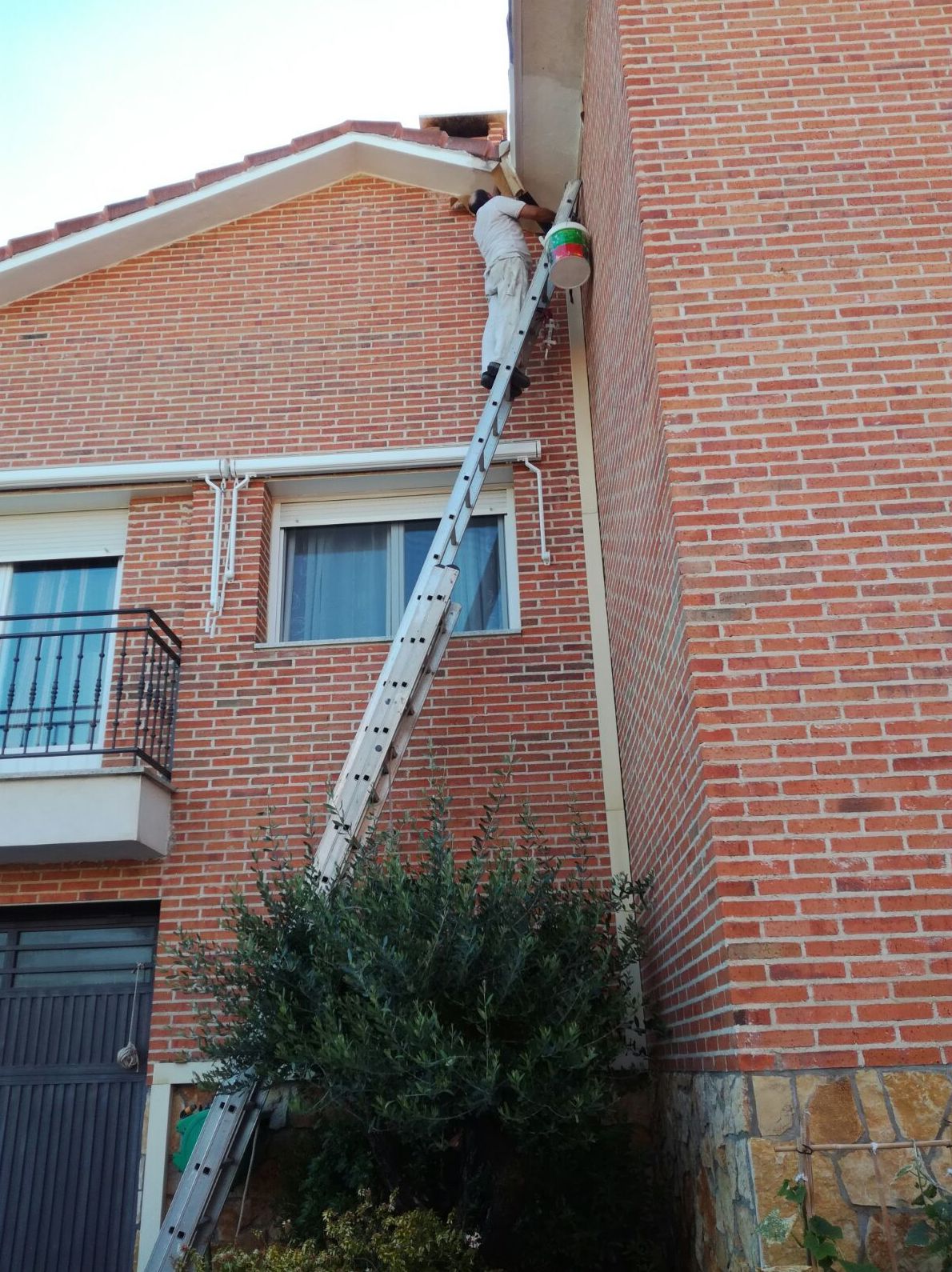 Reformas de tejados y fachadas en Paracuellos del Jarama en Madrid