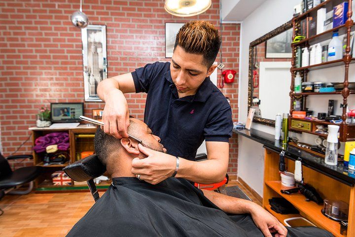 Barbería: Peluquería y estética de Peluquería y barbería N&A Barbería: Peluquería y estética de Peluquería y barbería N&A