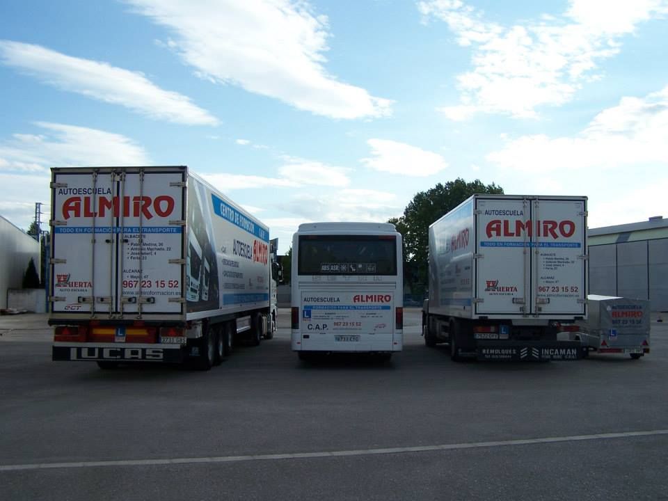 Consejero de Seguridad en el transporte de mercancías peligrosas: Servicios de Autoescuela Almiro Consejero de Seguridad en el transporte de mercancías peligrosas: Servicios de Autoescuela Almiro
