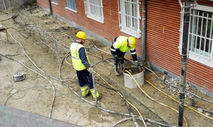 Inyecciones: Servicios de FST Ingeniería Inyecciones: Servicios de FST Ingeniería