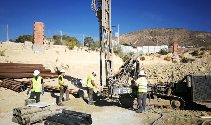 Anclajes: Servicios de FST Ingeniería Anclajes: Servicios de FST Ingeniería