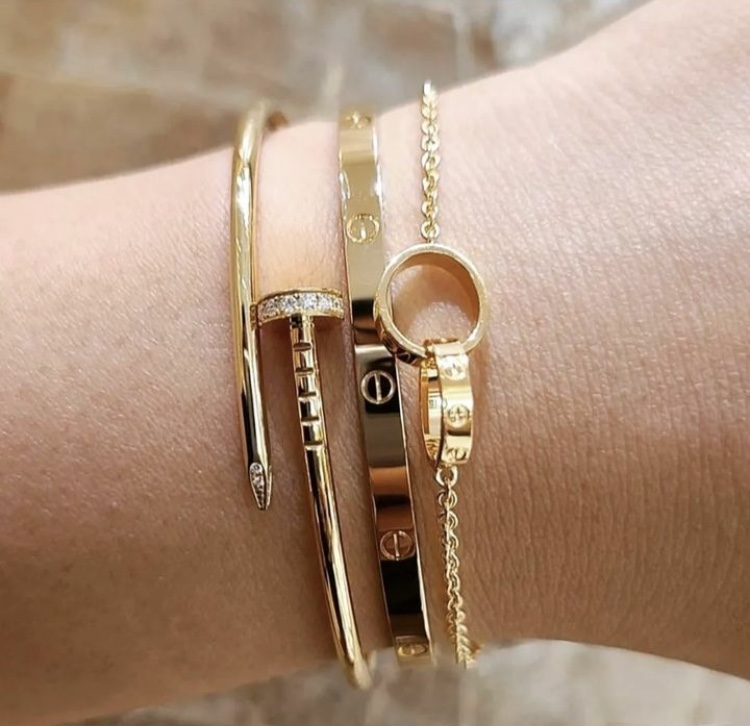 Anillos, pulseras y más ,para llevar solos o a juego!: Catálogo de Joyeria MENDOZA Anillos, pulseras y más ,para llevar solos o a juego!: Catálogo de Joyeria MENDOZA